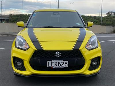 2018 Suzuki Swift - Thumbnail