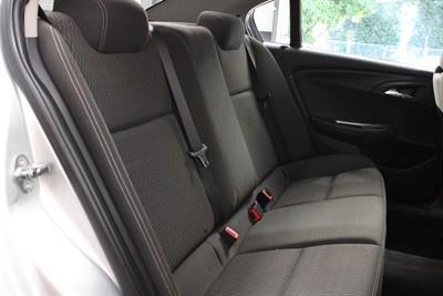 2015 Holden Commodore - Thumbnail