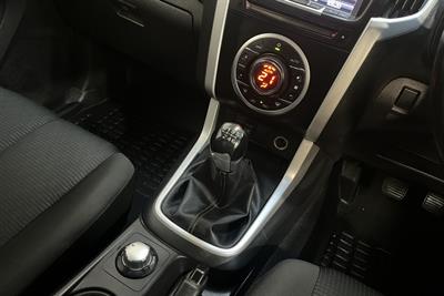 2019 Isuzu D-Max - Thumbnail