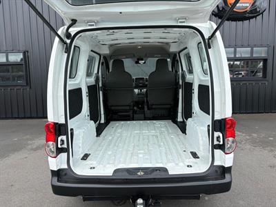 2021 Nissan NV200 - Thumbnail