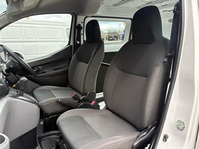 2021 Nissan NV200 - Thumbnail
