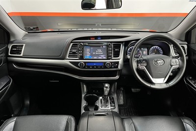 2017 Toyota HIGHLANDER - Thumbnail