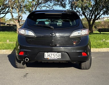 2013 Mazda Axela - Thumbnail
