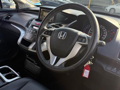 2011 Honda Odyssey - Thumbnail