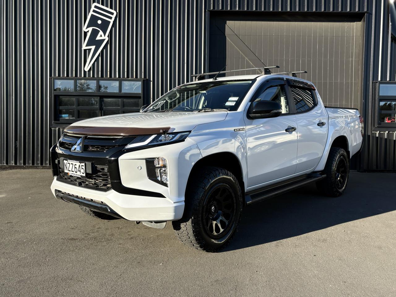 2022 Mitsubishi Triton