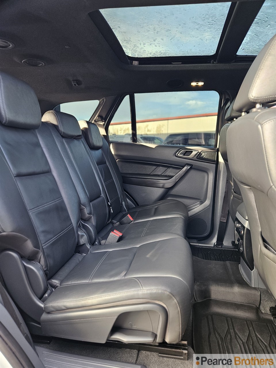 2017 Ford Everest