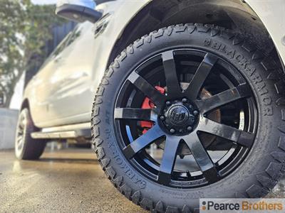 2017 Ford Everest - Thumbnail