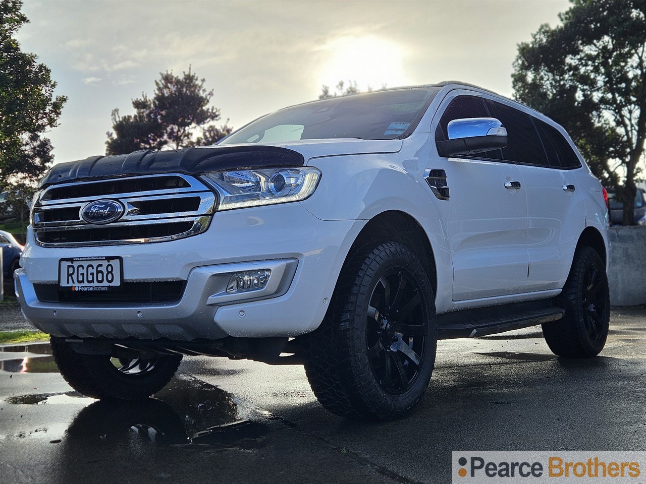 2017 Ford Everest