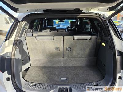 2017 Ford Everest - Thumbnail