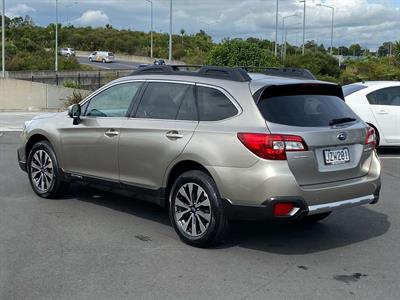 2016 Subaru Outback - Thumbnail