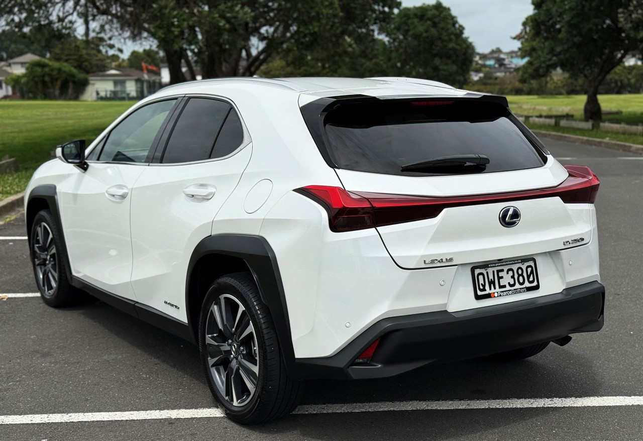 2021 Lexus UX 250H