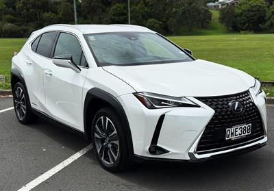2021 Lexus UX 250H - Thumbnail