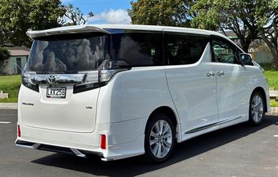 2015 Toyota Vellfire - Thumbnail