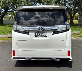 2015 Toyota Vellfire - Thumbnail