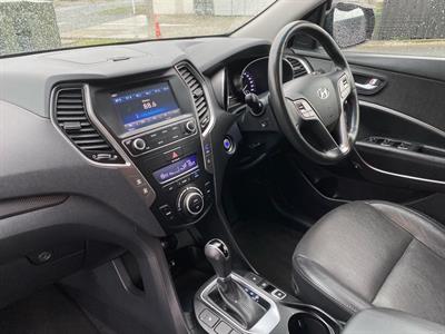 2018 Hyundai SANTA FE - Thumbnail