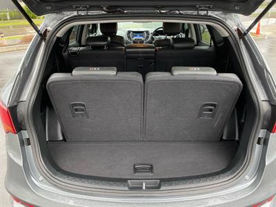 2018 Hyundai SANTA FE - Thumbnail