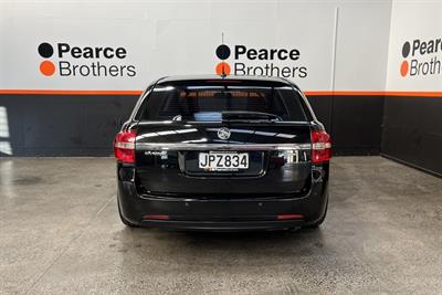 2016 Holden COMMODORE - Thumbnail