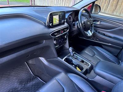 2019 Hyundai SANTA FE - Thumbnail