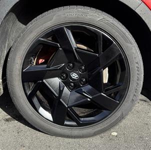 2019 Hyundai SANTA FE - Thumbnail