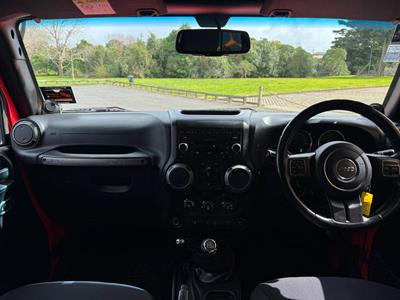 2013 Jeep WRANGLER - Thumbnail