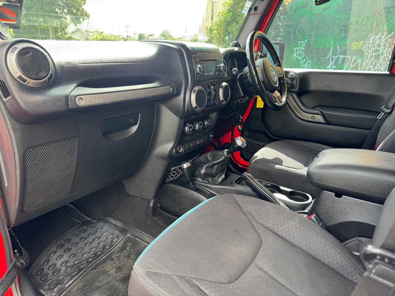 2013 Jeep WRANGLER