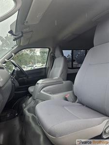 2008 Toyota Hiace - Thumbnail