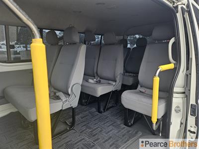 2008 Toyota Hiace - Thumbnail