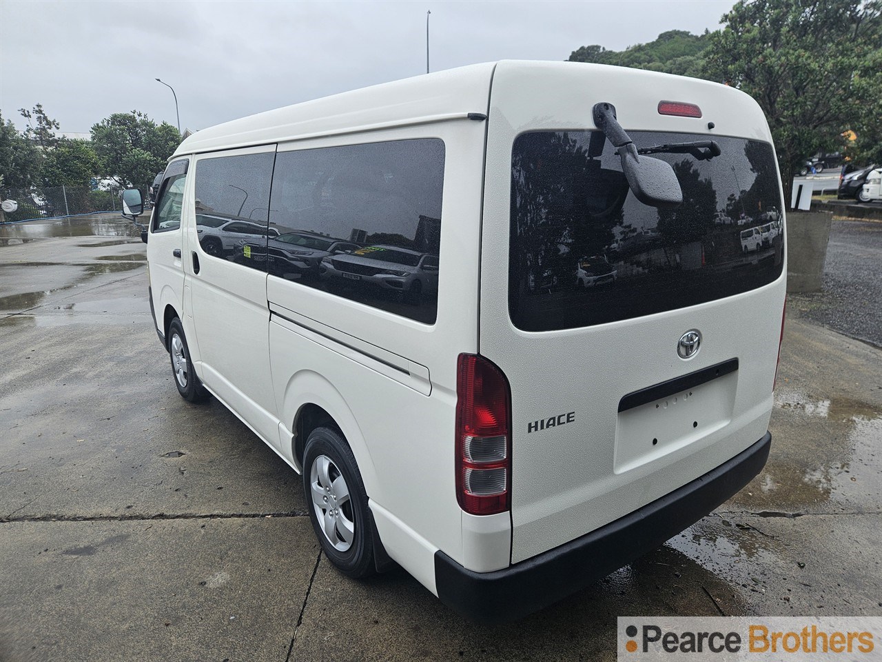 2008 Toyota Hiace