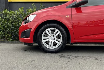2015 Holden BARINA - Thumbnail