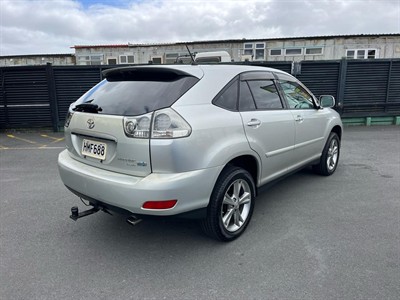 2006 Toyota Harrier - Thumbnail