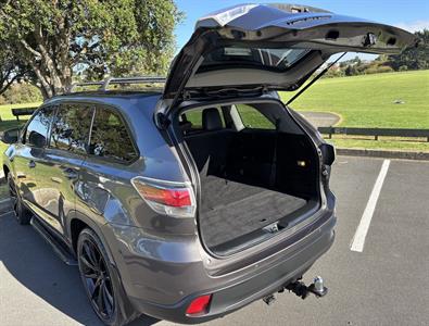 2014 Toyota Highlander - Thumbnail