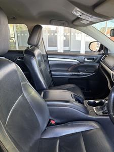 2014 Toyota Highlander - Thumbnail