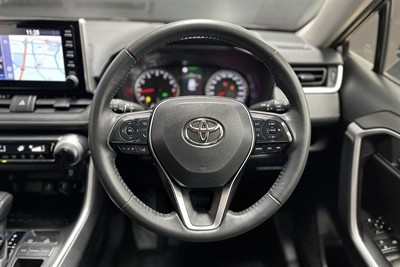 2021 Toyota RAV4 - Thumbnail