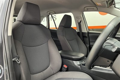 2021 Toyota RAV4 - Thumbnail