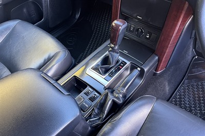 2015 Toyota Landcruiser Prado - Thumbnail