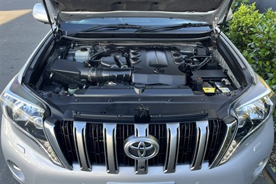 2015 Toyota Landcruiser Prado - Thumbnail