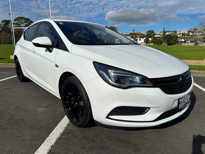 2019 Holden Astra - Thumbnail