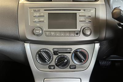 2014 Nissan Pulsar - Thumbnail