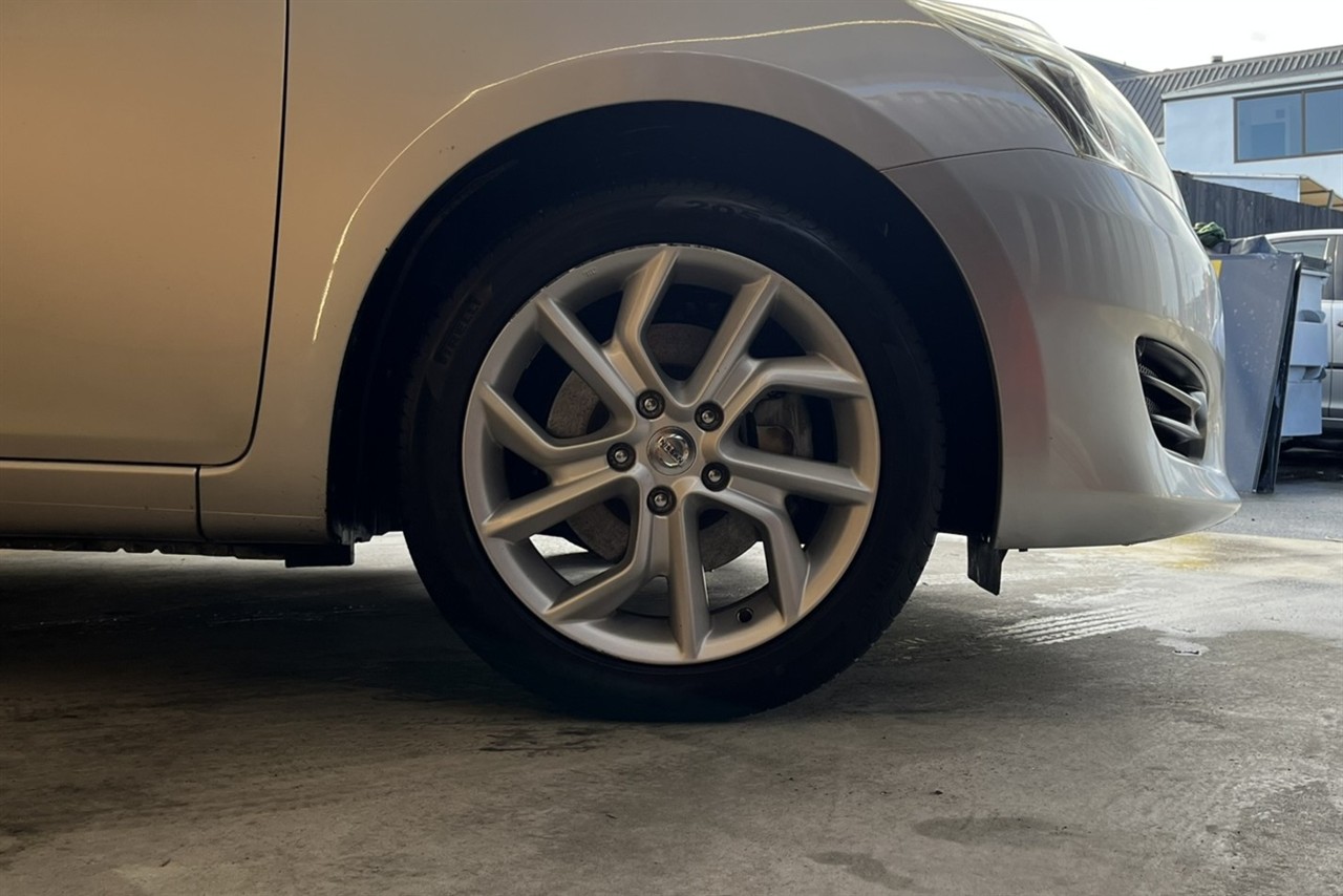 2014 Nissan Pulsar