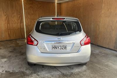 2014 Nissan Pulsar - Thumbnail