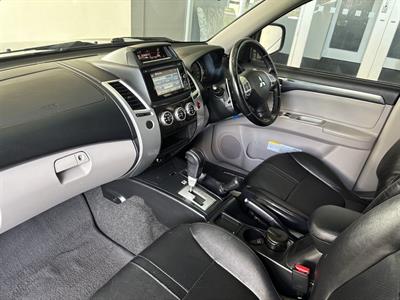 2015 Mitsubishi Challenger - Thumbnail