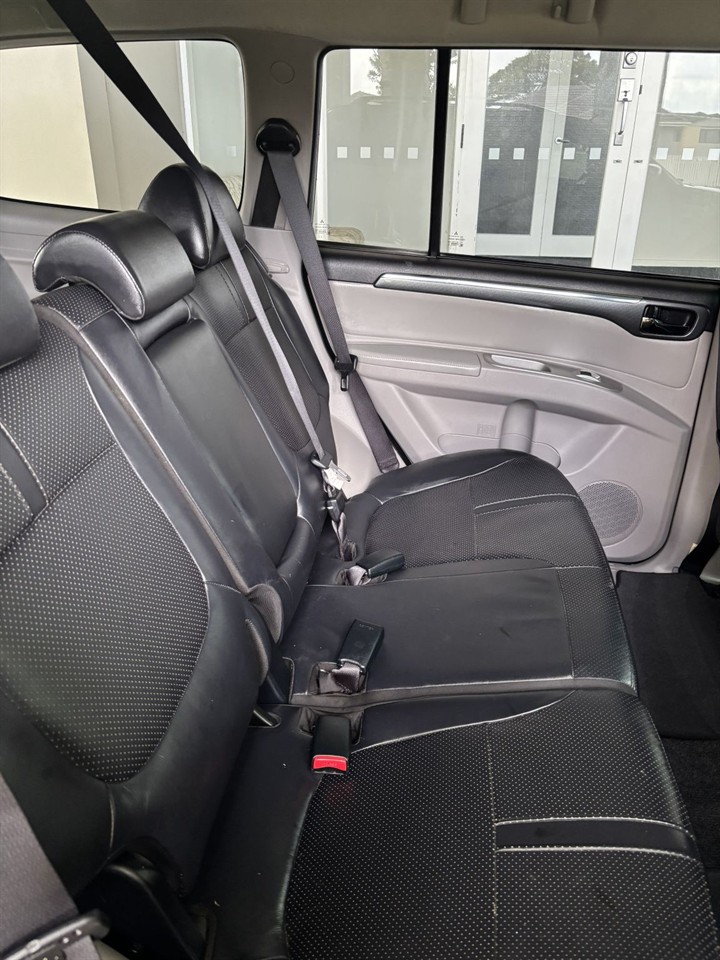2015 Mitsubishi Challenger