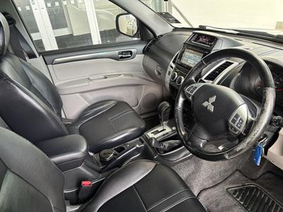 2015 Mitsubishi Challenger - Thumbnail