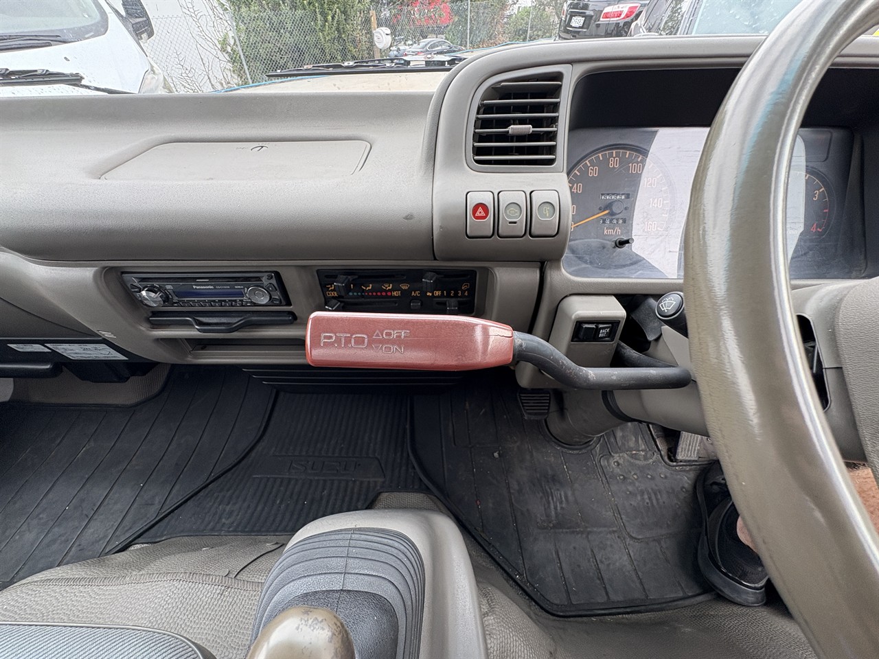 1997 Isuzu Elf
