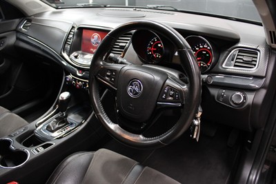 2015 Holden Commodore - Thumbnail