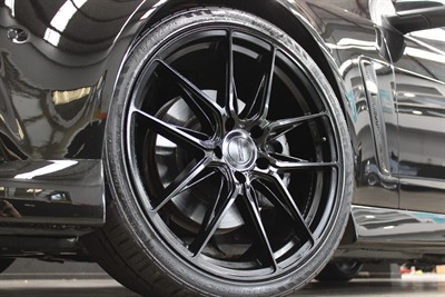 2015 Holden Commodore - Thumbnail