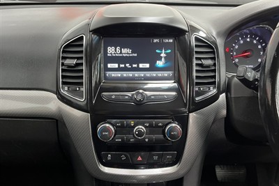 2017 Holden Captiva - Thumbnail