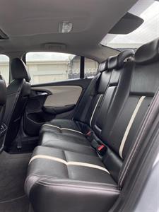 2015 Holden Commodore - Thumbnail