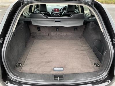 2015 Holden Commodore - Thumbnail