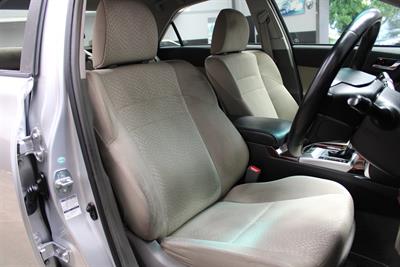 2010 Toyota Mark-X - Thumbnail